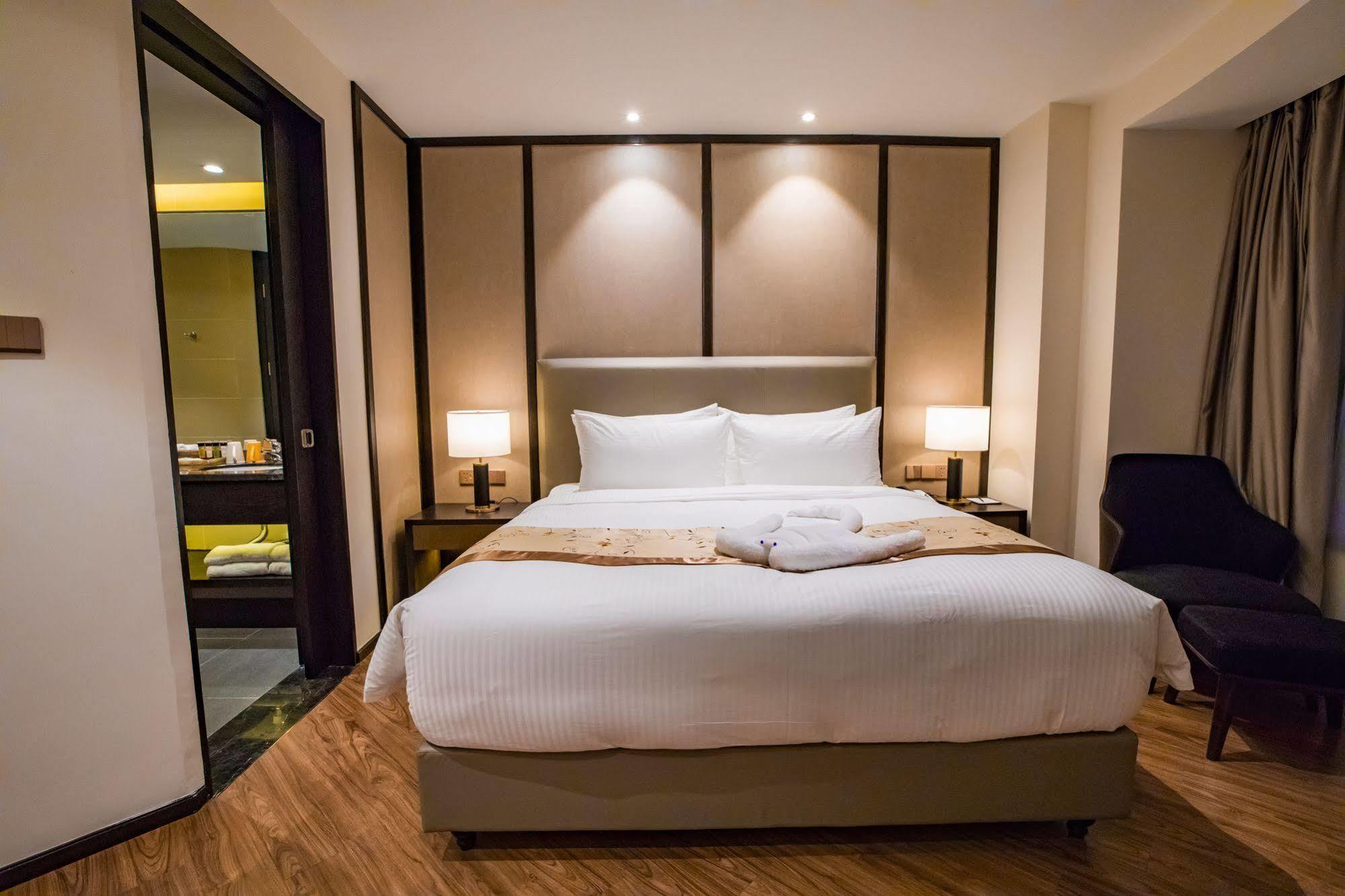 Ramada Shanghai Songjiang Екстер'єр фото